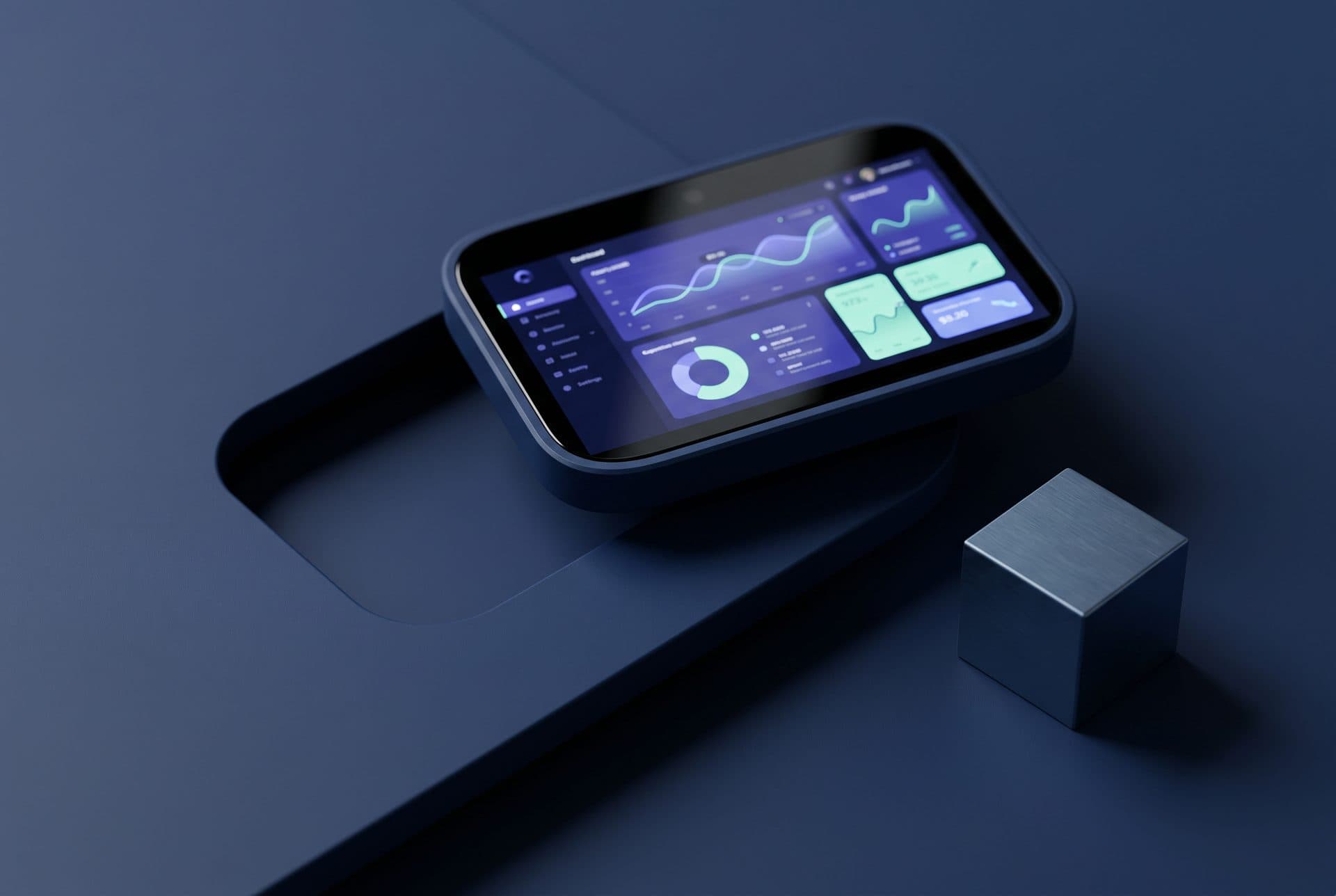 Pieza a medida con un panel de datos que encaja en un hueco con su forma, junto a un cubo genérico que no encaja: software a medida frente a software estándar